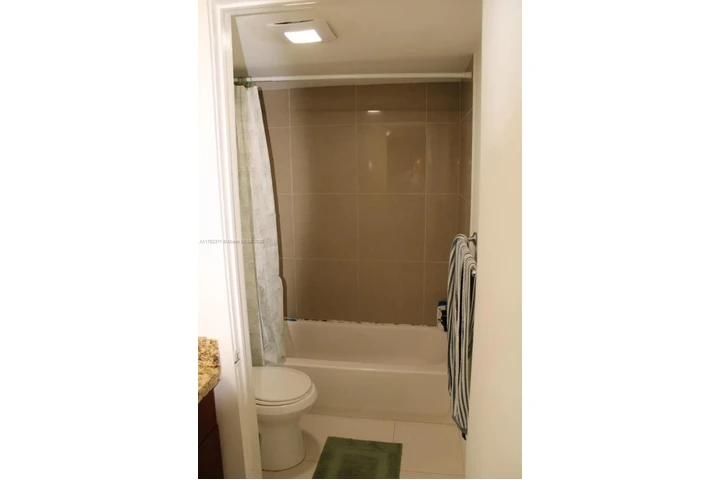 $1000 : Rento habitaciones con todo image 5