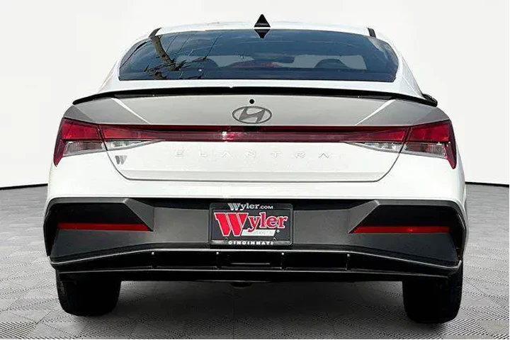 $23724 : Hyundai ELANTRA 2026 SEL Spo image 4