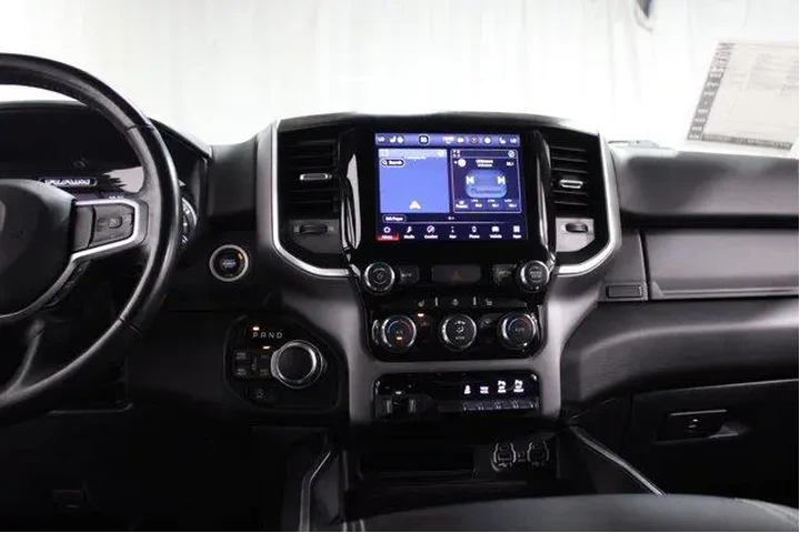 $39913 : Ram 1500 2022 4x4 Lone Star image 2