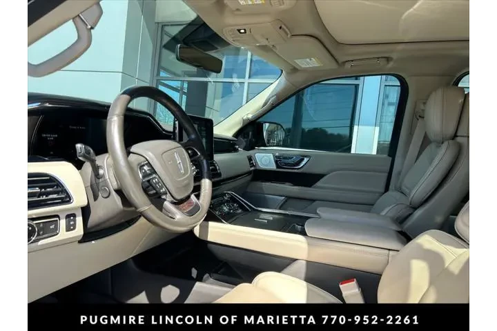 $39780 : Lincoln Navigator 2019 4x4 R image 3