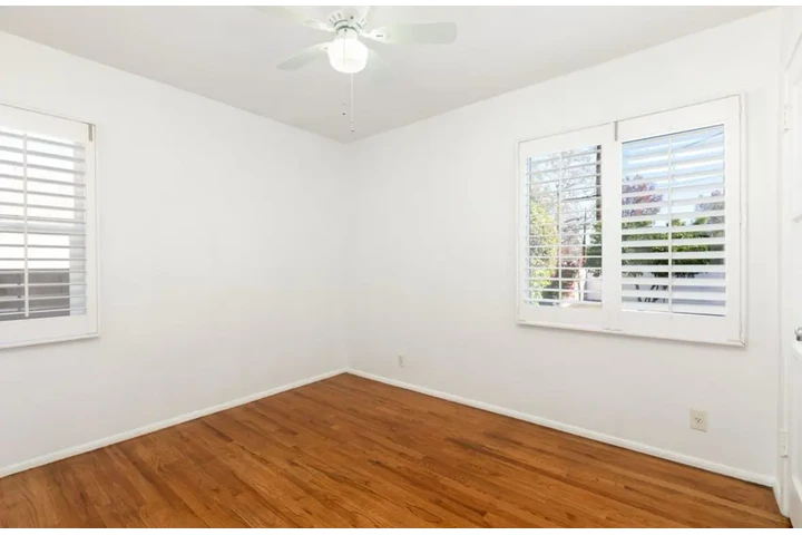 $2480 : 3Bed 2Bath in West Adam’s LA image 7