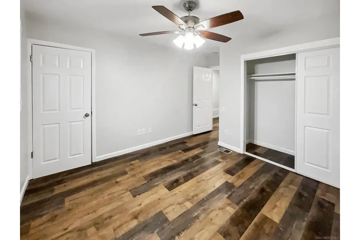 $1469 : Comfortable house for rent image 5