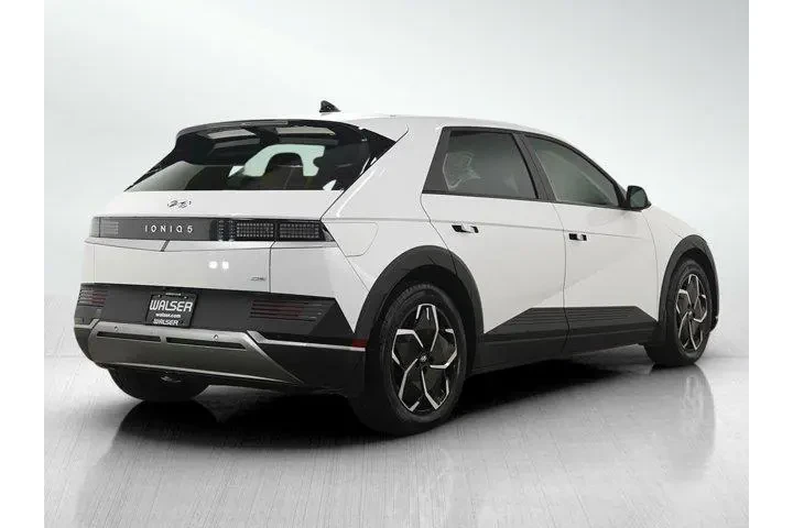 $27998 : Hyundai IONIQ 5 2023 AWD SEL image 5