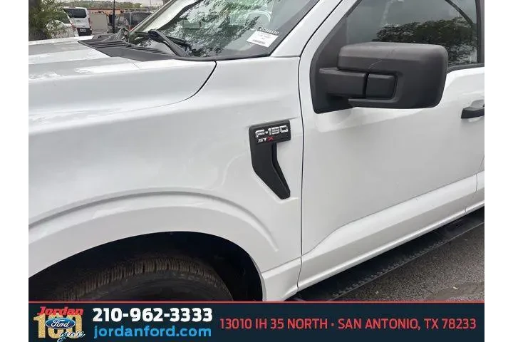 $25538 : Ford F-150 2022 4x2 XL 4dr S image 4