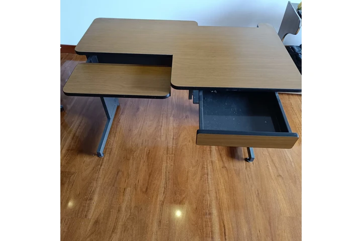$450000 : Vendo escritorios image 8