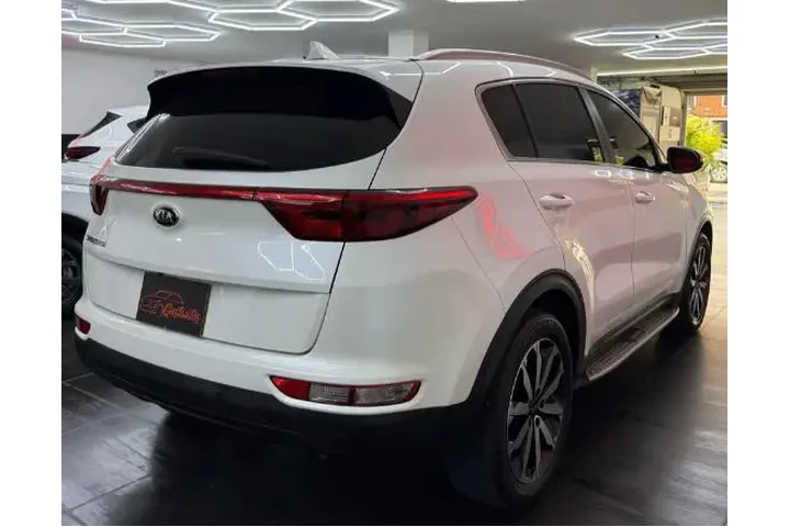 $79000000 : venta camioneta KIA NEW SPORTA image 1