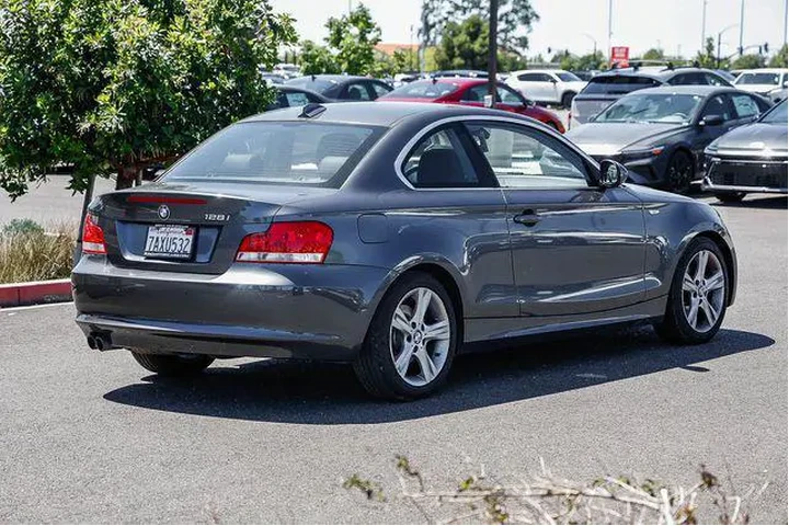 $9999 : BMW 1 Series 2013 128i 2dr C image 5