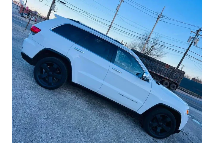 $9900 : 2014 Grand Cherokee Limited image 5