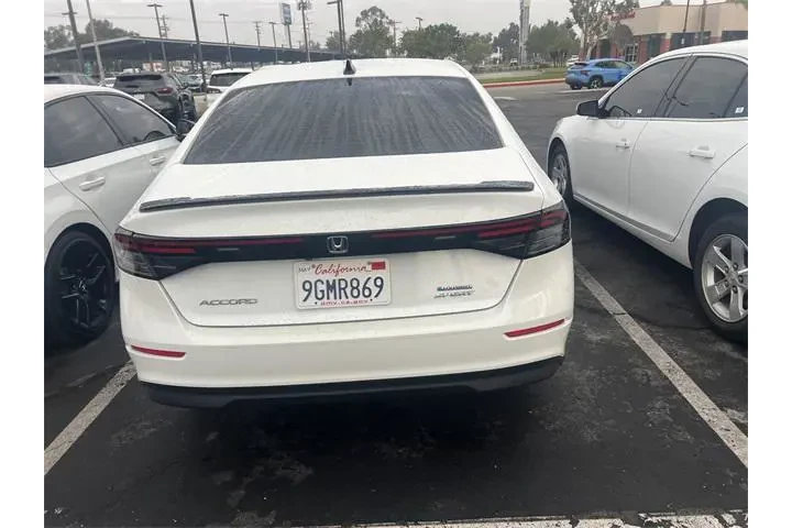 $22251 : Honda Accord Hybrid 2023 Spo image 3