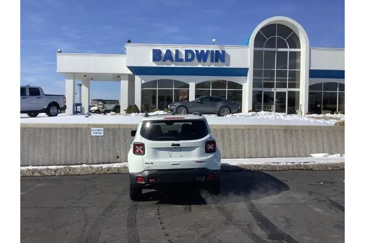 $25950 : Jeep Renegade 2023 4x4 Trail image 6