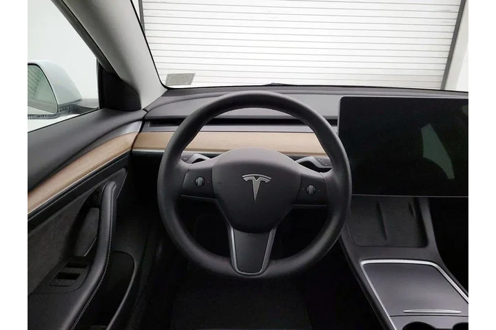 $26998 : Tesla Model 3 2023 4dr Sedan image 10