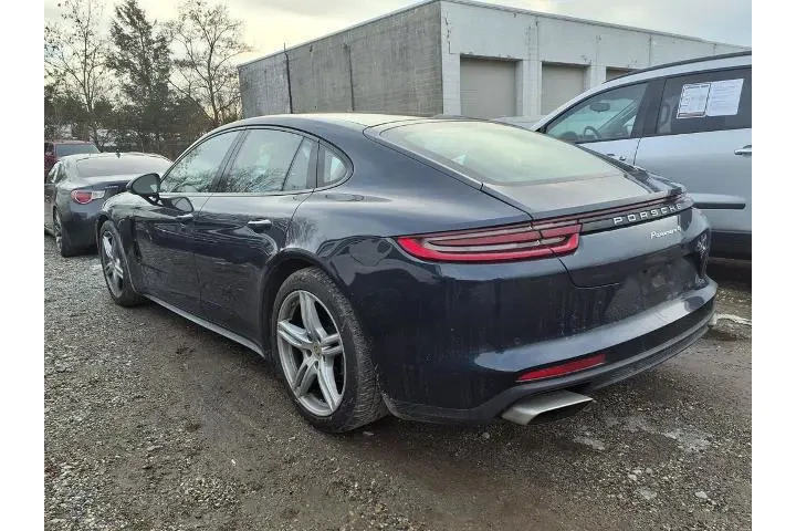 $38947 : Porsche Panamera 2018 AWD 4 image 3