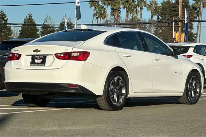 $15999 : Chevrolet Malibu 2023 LT 4dr image 5