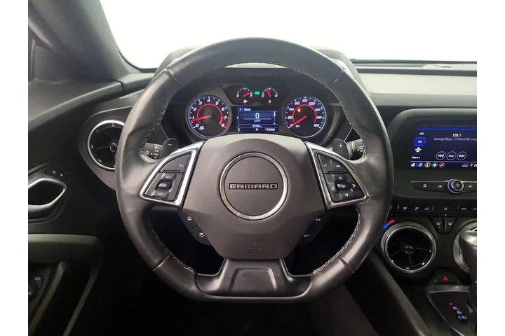 $27998 : Chevrolet Camaro 2023 LT 2dr image 10