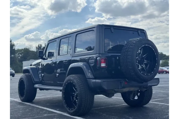 $21999 : 2019 Wrangler Unlimited Sahara image 7