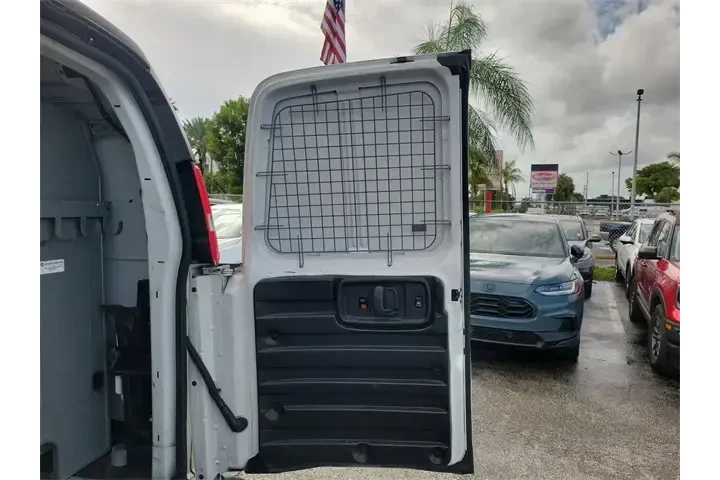 $19691 : Chevrolet Express 2021 2500 image 8