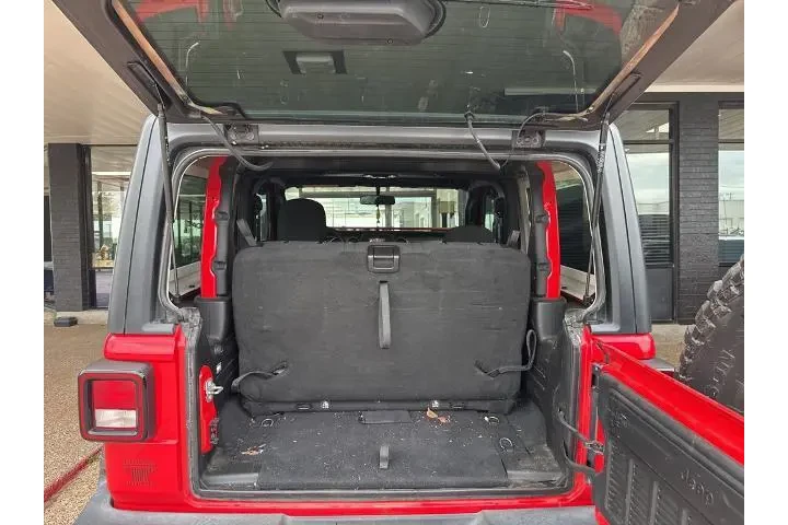 $24204 : Jeep Wrangler 2020 4x4 Willy image 7