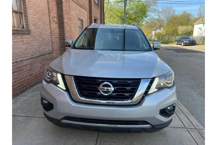 $17999 : 2020 Pathfinder SL image 3