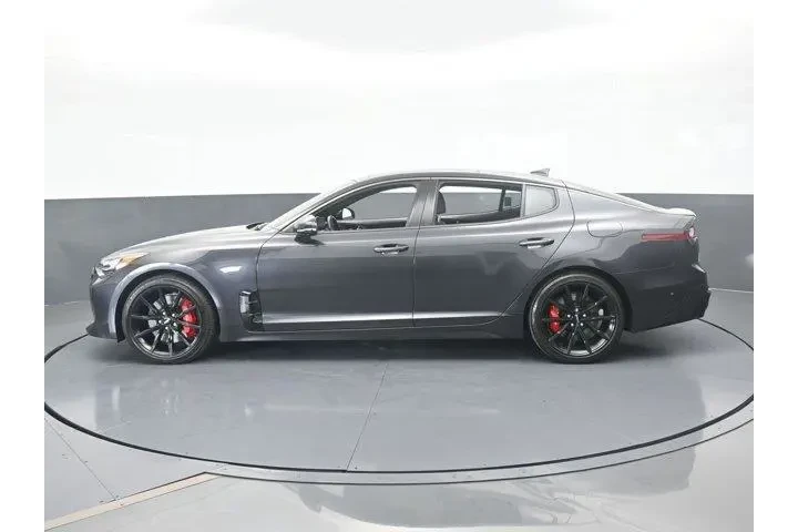$39772 : Kia Stinger 2023 GT2 4dr Sed image 3