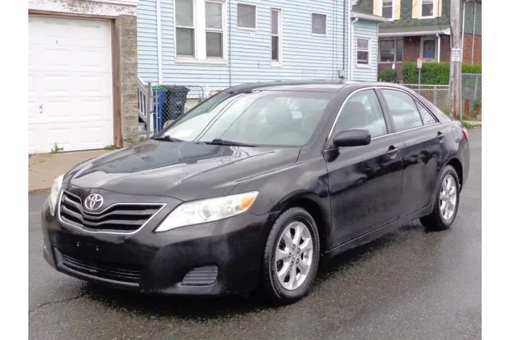 $4950 : 2011 Camry LE image 1