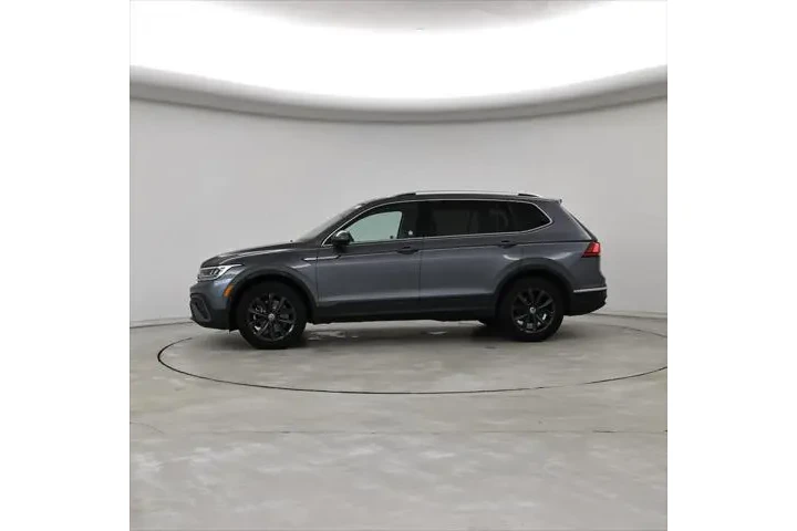 $23998 : Volkswagen Tiguan 2024 SE 4d image 3