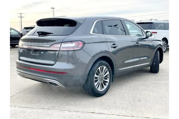 $19998 : Lincoln Nautilus 2020 4dr St image 4