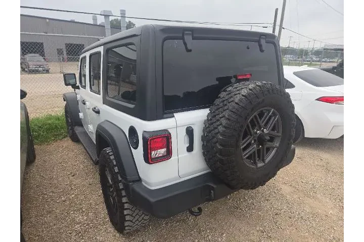 $37155 : Jeep Wrangler 2025 4x4 Sport image 2