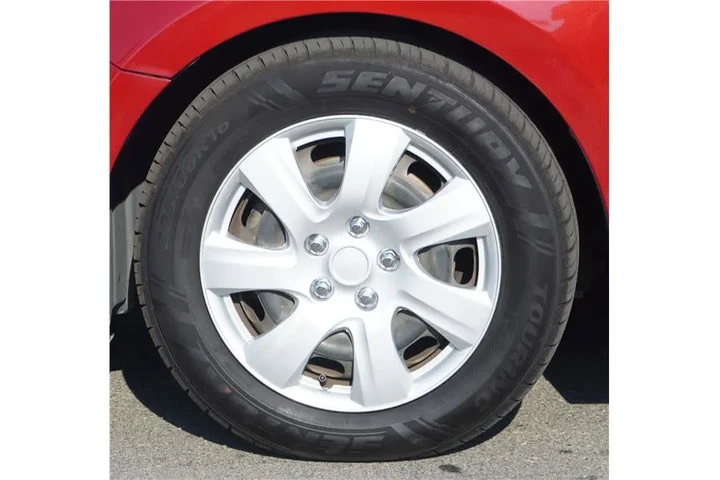 $15984 : 2018 3 4-Door Sport image 10