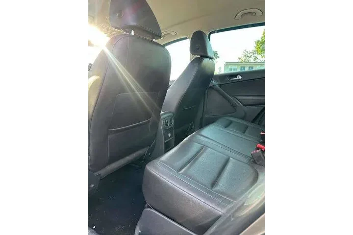 $4995 : Volkswagen Tiguan 2014 AWD S image 8