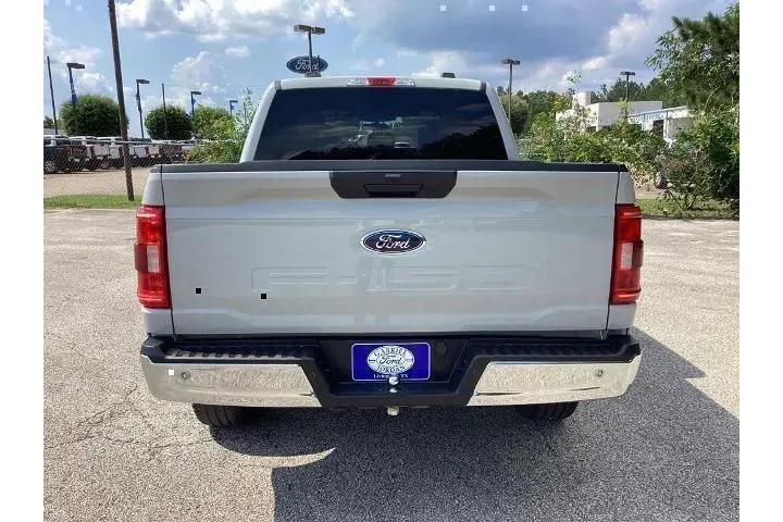 $39943 : Ford F-150 2023 4x4 XLT 4dr image 8