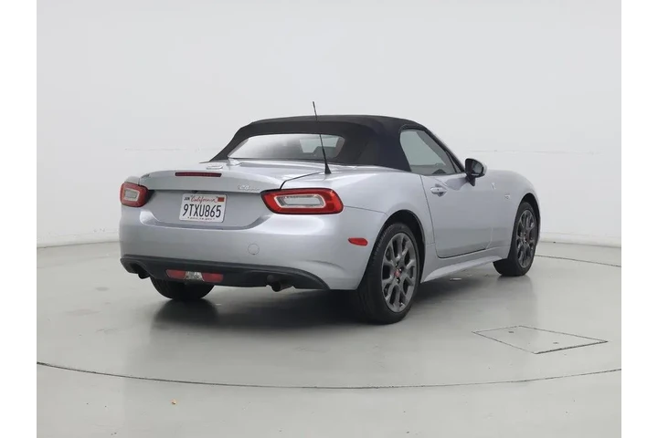 $18998 : FIAT 124 Spider 2019 Classic image 8