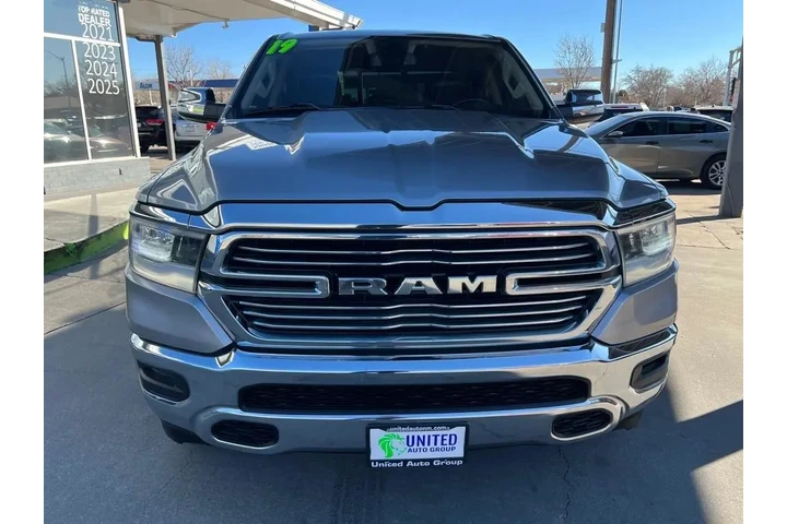 2019 RAM 1500 Laramie Crew Ca image 2