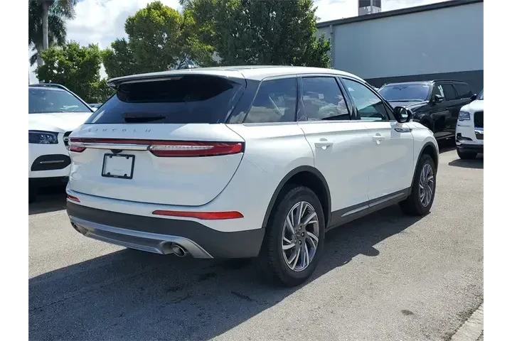 $33990 : Lincoln Corsair 2024 Premier image 6