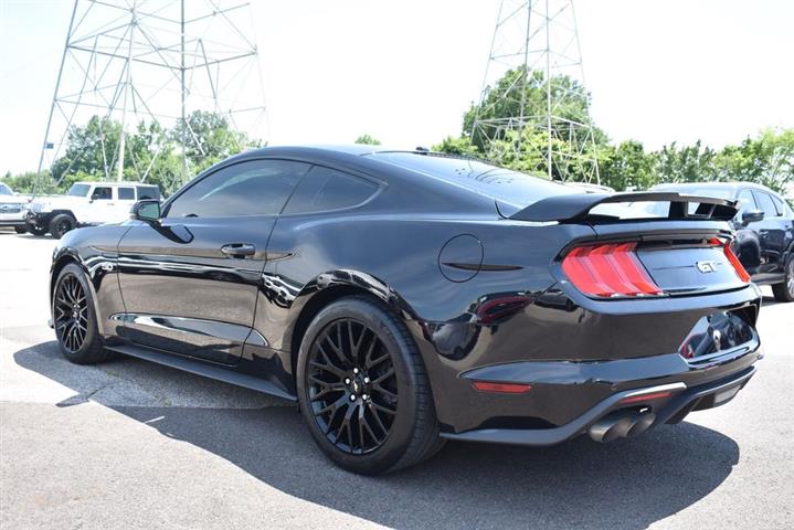 2019 Mustang GT Premium image 10