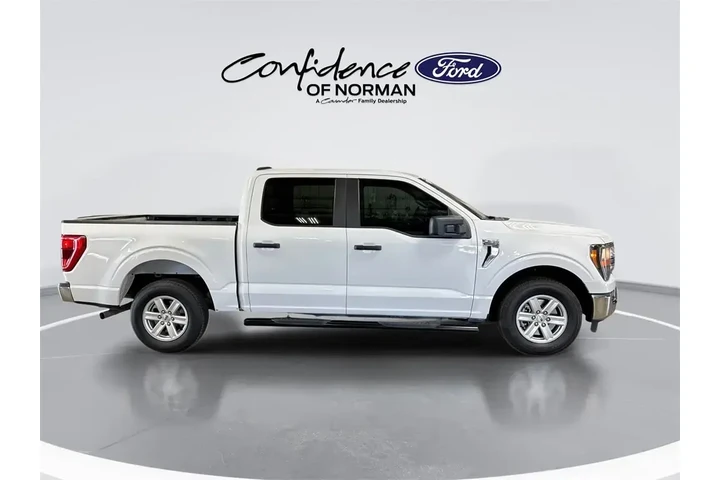 $30481 : Ford F-150 2023 4x2 XL 4dr S image 10