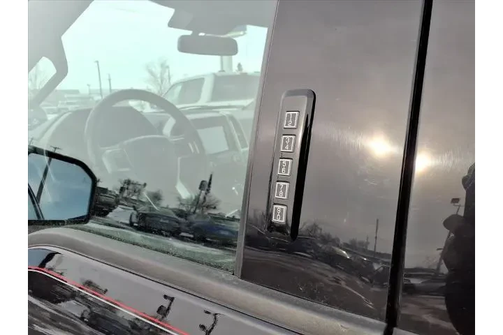 $35439 : Ford F-150 2020 4x4 XL 4dr S image 6