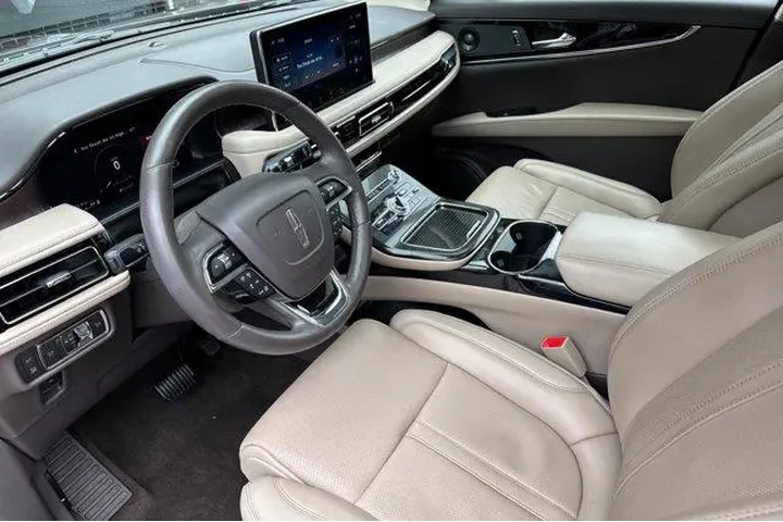 $32031 : Lincoln Nautilus 2021 AWD Re image 10