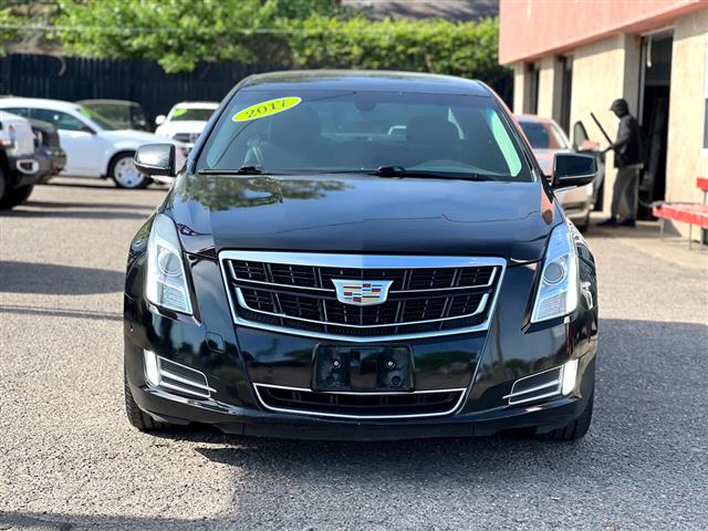 $11999 : 2017 XTS image 3