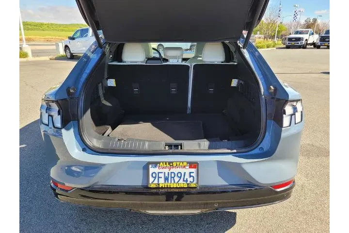 $28900 : Ford Mustang Mach-E 2023 Pre image 10