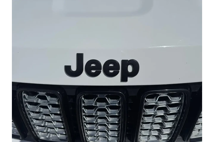$20685 : Jeep Grand Cherokee 2020 4x4 image 9