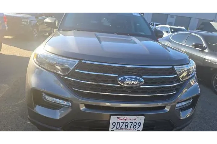 $29950 : Ford Explorer 2022 XLT 4dr S image 2