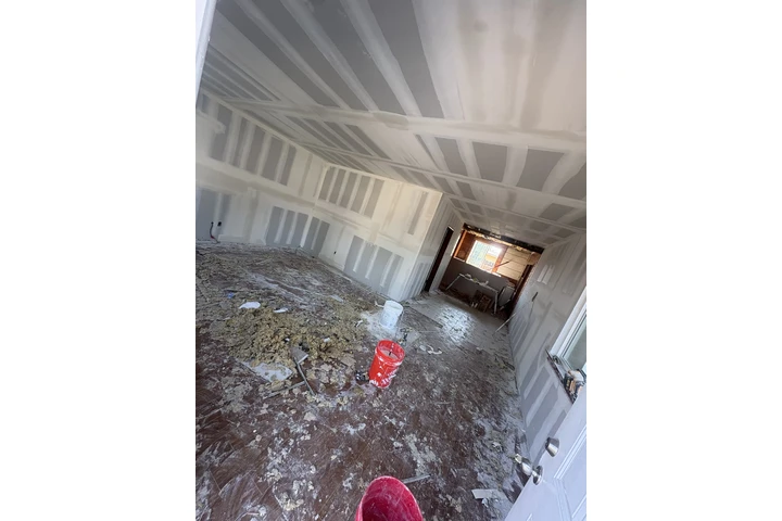 Reparacion drywall I pinturas image 4