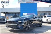 2023 Ford Mustang Cpe en Hialeah