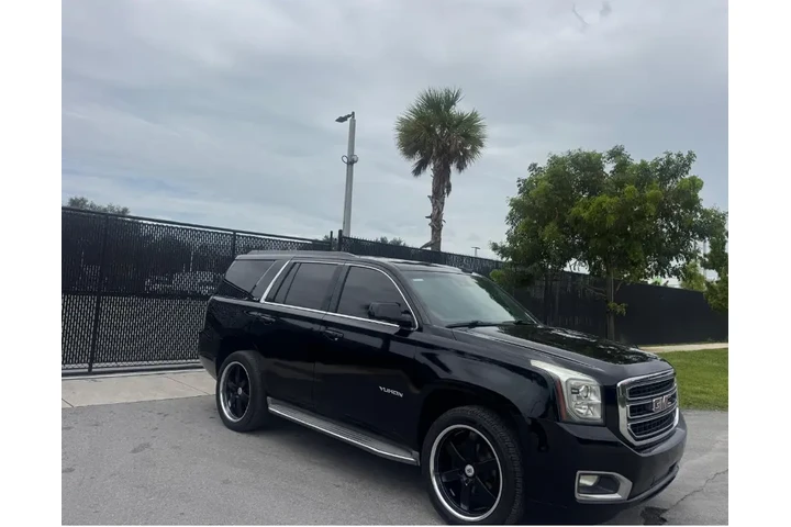 $9499 : SUV GMC YUKON - PRECIO CASH image 2