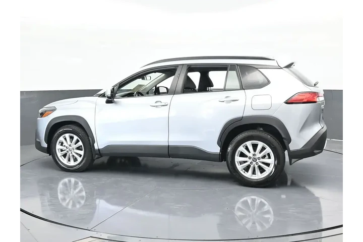 $19991 : Toyota Corolla Cross 2023 LE image 3