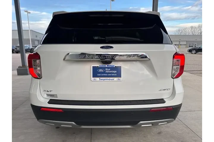$33900 : Ford Explorer 2023 AWD XLT 4 image 6