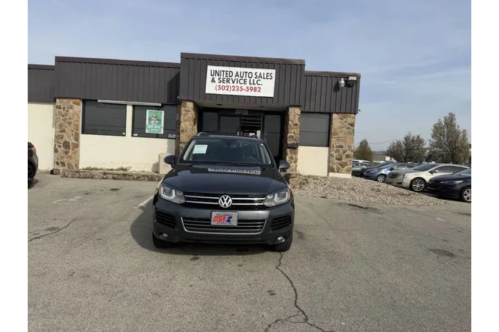 $8999 : 2012 Touareg VR6 Sport image 2