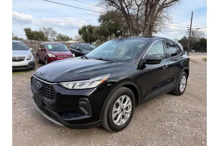 $10995 : 2023 Escape Hybrid Active image 1