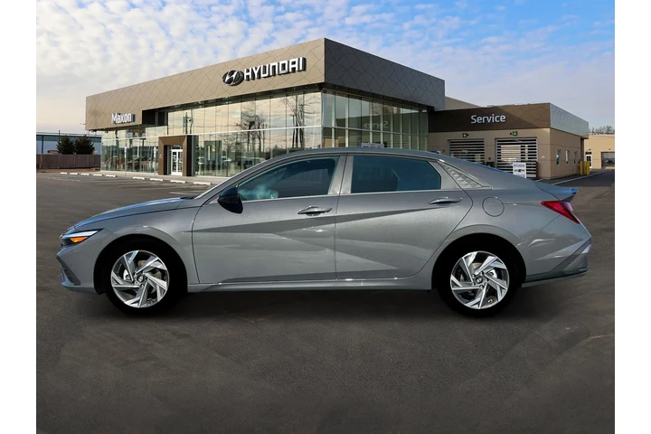 $23975 : Hyundai ELANTRA 2025 SEL Spo image 3