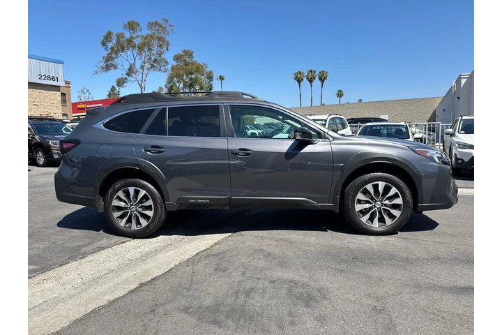 $29995 : Subaru Outback 2023 AWD Limi image 5